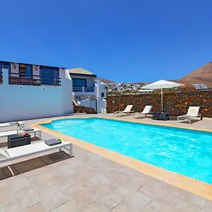 casa-buena.in-canary-islands.com/